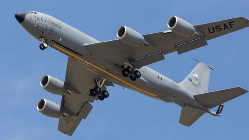 Амерички авион-танкер принудно слетио у Тел Авиву