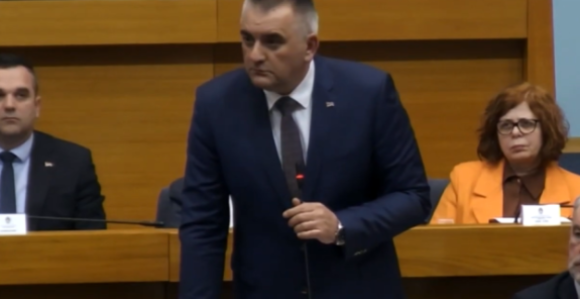 Minić otkrio kako je kum sa porodicom Dodik (VIDEO)