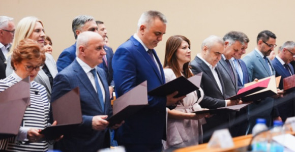 На снази одлука о избору треће Владе Саве Минића