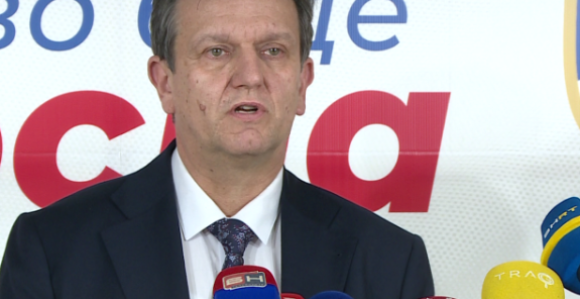 Блануша најавио дијалог: Фокус не смију бити фотеље!