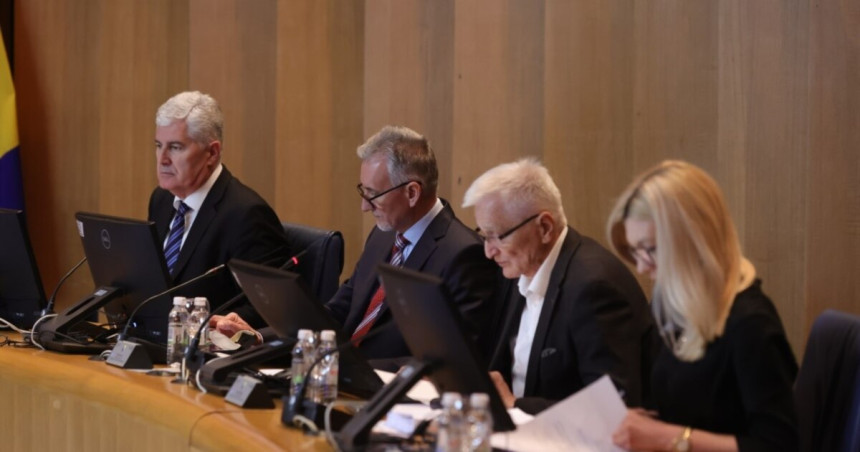 Бахати СНСД и ХДЗ коче све процесе и реформе у БиХ