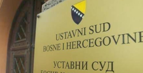 Нацрт Устава и поједини закони Српске неуставни