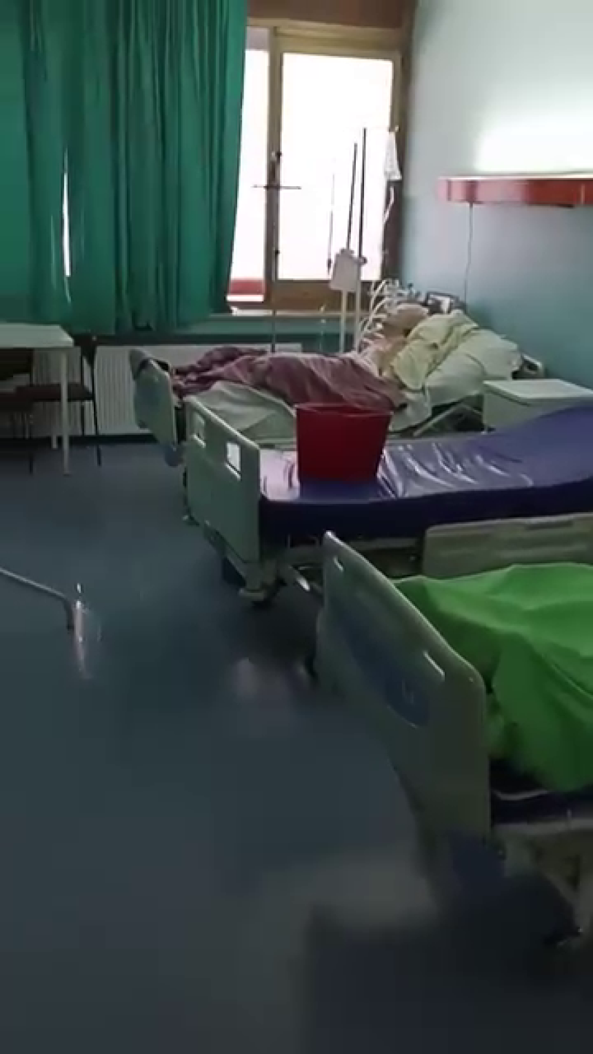 Najbolji UKC RS u regionu prokišnjava, pacijenti premješteni u suve prostorije