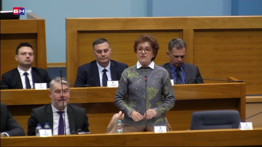 Видовићева поносна што се Српска задужила милијарду марака на Лондонској берзи (ВИДЕО)