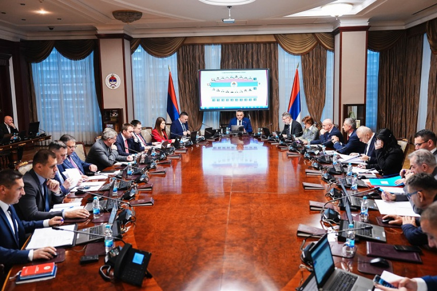 Pogledajte koliko zarađuju funkcioneri Republike Srpske