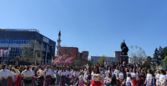 Bijeljina: „Lazarice“ pjesmom i igrom najavile Vaskrs