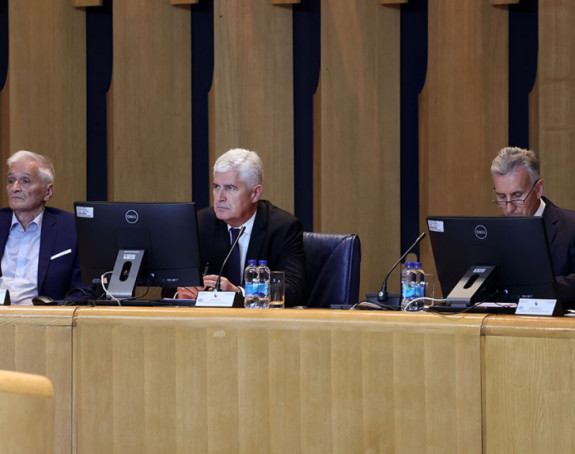 Zakazana sjednica Doma naroda i već najavljena blokada