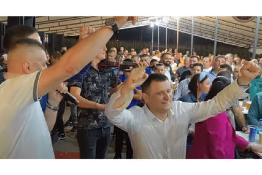 Banjaluka: Veče krajiške pjesme ili nešto drugo