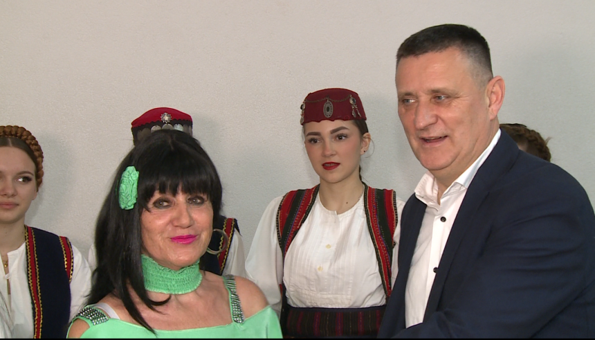 Vlado Đajić i dalje tajnovit, igra duplu igru sa SNSD-om