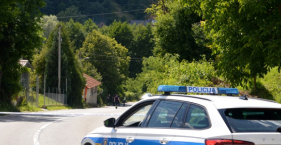 Tokom svečane paljbe poginuo čovjek koji je punio top