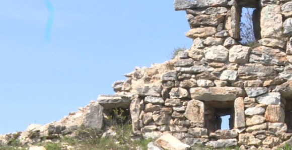 Туристички адут Зворника пропада, тврђава се урушава