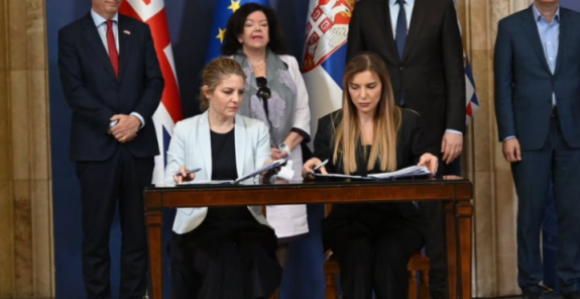 Vučić: Obezbijeđeni su najbolji lijekovi za najteža oboljenja