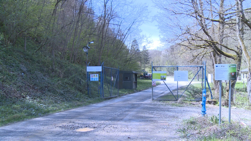 Грађани страхују од нуклеарног отпада, надлежни састанче