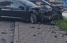 Бијељина: Изгубио контролу и ударио у паркирана возила