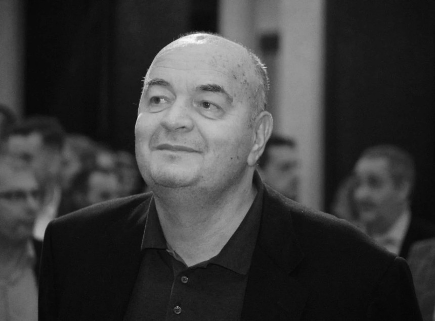 Partizan i navijači odali počast Dušku Vujoševiću