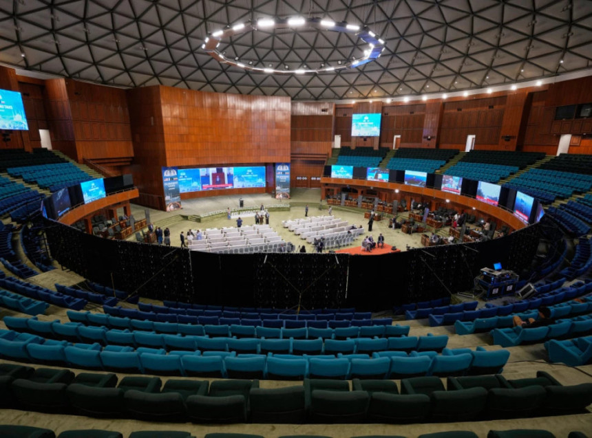 Иранска делегација изложила своје црвене линије у Исламабаду