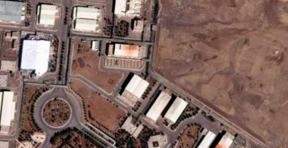 Iran gradi barikade oko nuklearnog postrojenja