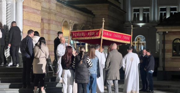 У Храму Христа Спаситеља служена поноћна литургија