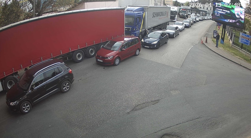 Gužve na izlazu iz BiH, ovi granični prelazi su krcati