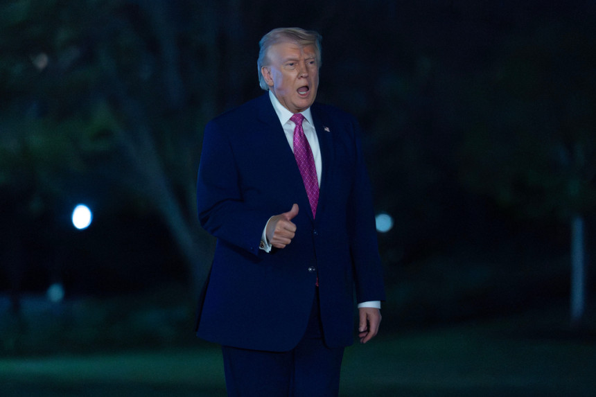 Трамп запријетио Ирану у вези са Ормуским мореузом