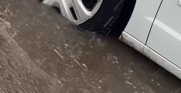 Доминиканска Република: Три особе погинуле, више од 30.000 људи евакуисано