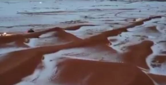 Пустиња у Саудијској Арабији прекривена градом (ВИДЕО)