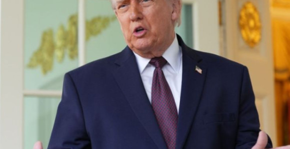 Трамп тврди да ће САД узети обогаћени уранијум из Ирана