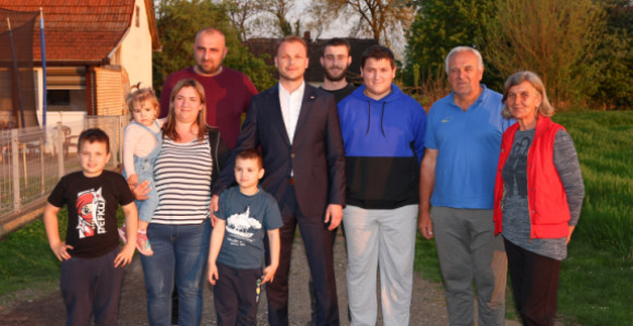 Кључно је подршати село: Јак пољопривредник, јака држава