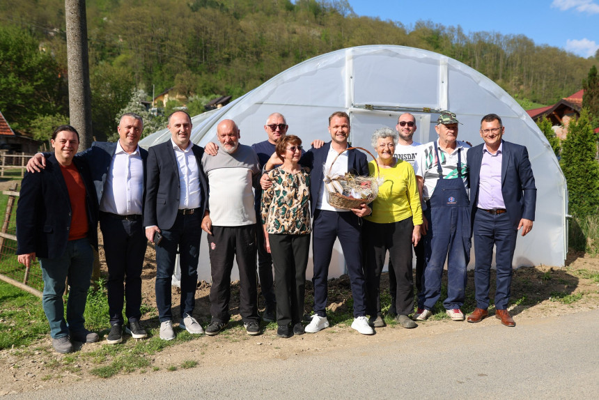 Donacija plastenika kao podrška razvoju sela i poljoprivrede