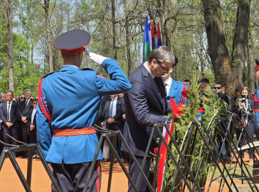 Ukazivanje na stradanja Srba tumači se kao okretanje prošlosti