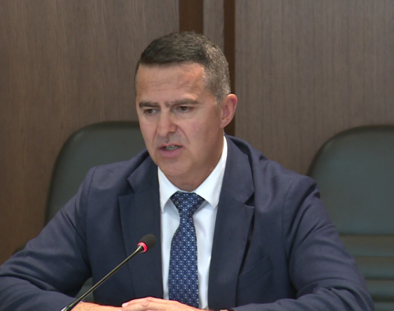 Kajganić ponovo pokušava da spriječi javno saslušanje Pašića