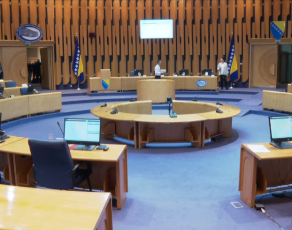 SNSD i HDZ ponovo srušili kvorum, akcize na gorivo ostaju