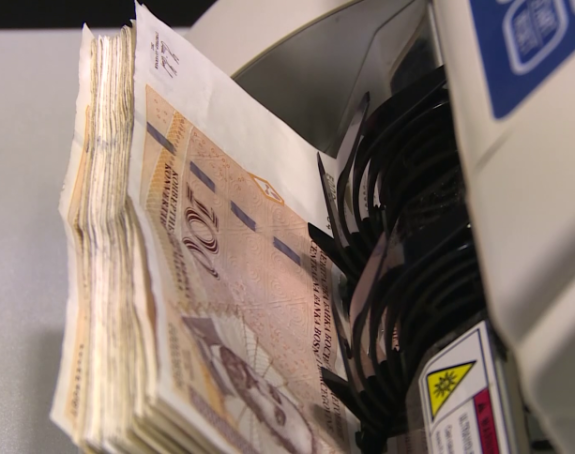 Srpska mora vratiti 600 miliona maraka duga, već sutra