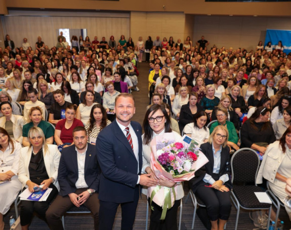 Покрет сигурна Српска добио и предсједницу жена