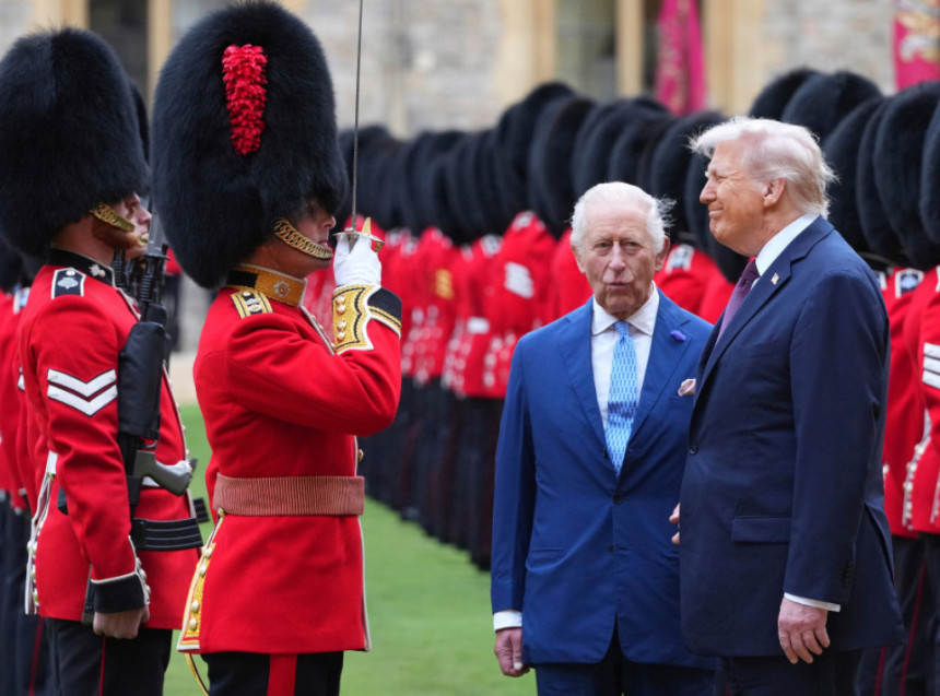 Bakingemska palata: Posjeta kralja Čarlsa SAD ide po planu