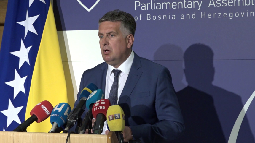 Дејтон је оквир који нам одговара, све остало је авантура