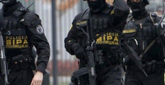 Претреси на више локација на подручју Мостара