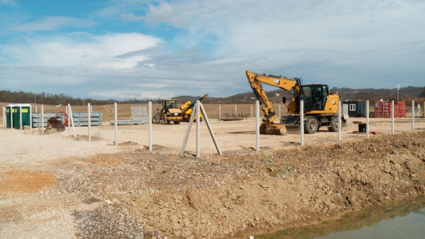 Спорна градња соларних електрана код Добоја