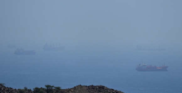 Пролаз Ормуским мореузом само у складу с протоколима