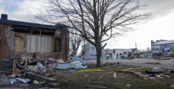 Јаке олује и торнада пријете милионима Американаца