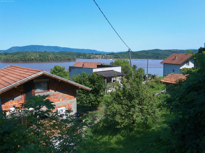 Еколошки инцидент у Алумини: Црвени муљ поново проблем