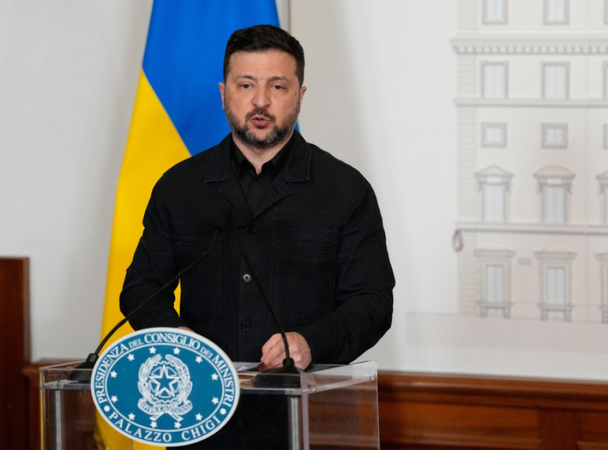 Ukrajina: Produženi vanredno stanje i opšta mobilizacija