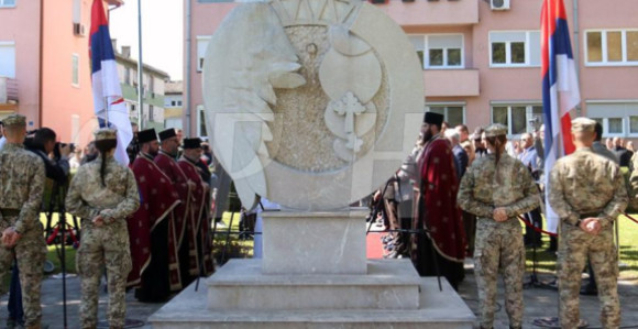 Služen pomen i položeni vijenci ubijenim Srbima u akciji Bljesak