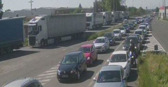 Након празника: Километарске колоне на излазу из БиХ