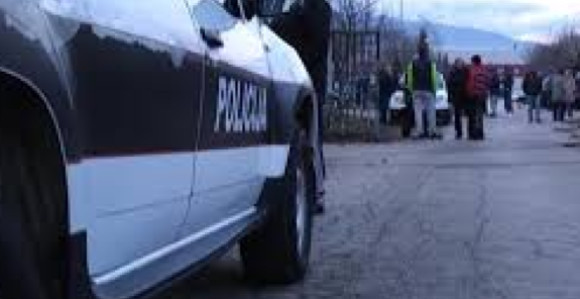 Убица брата познат полицији, због њега блокирали град