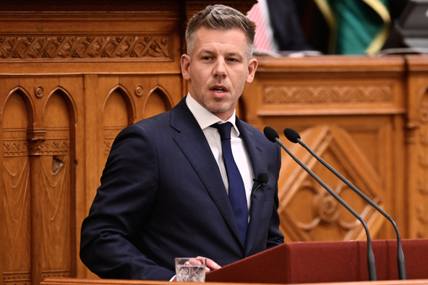 Мађар тражи хитан извештај од одлазеће Орбанове владе