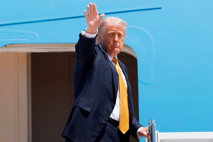 Трамп допутовао у Пекинг у државну посјету НР Кини