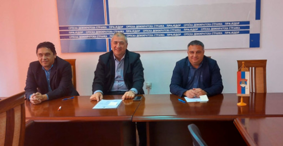SDS Prijedor: Vlast uzima milionski predizborni kredit