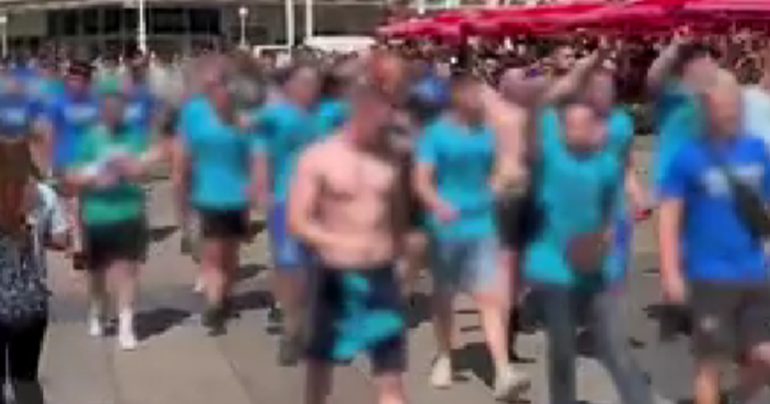 Maturanti na Jelačićevom trgu skandirali "ajmo, ustaše"