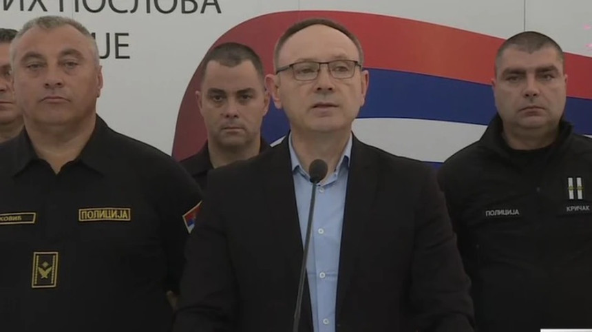 МУП Србије потврдио: Скуп на Славији пријављен и легалан